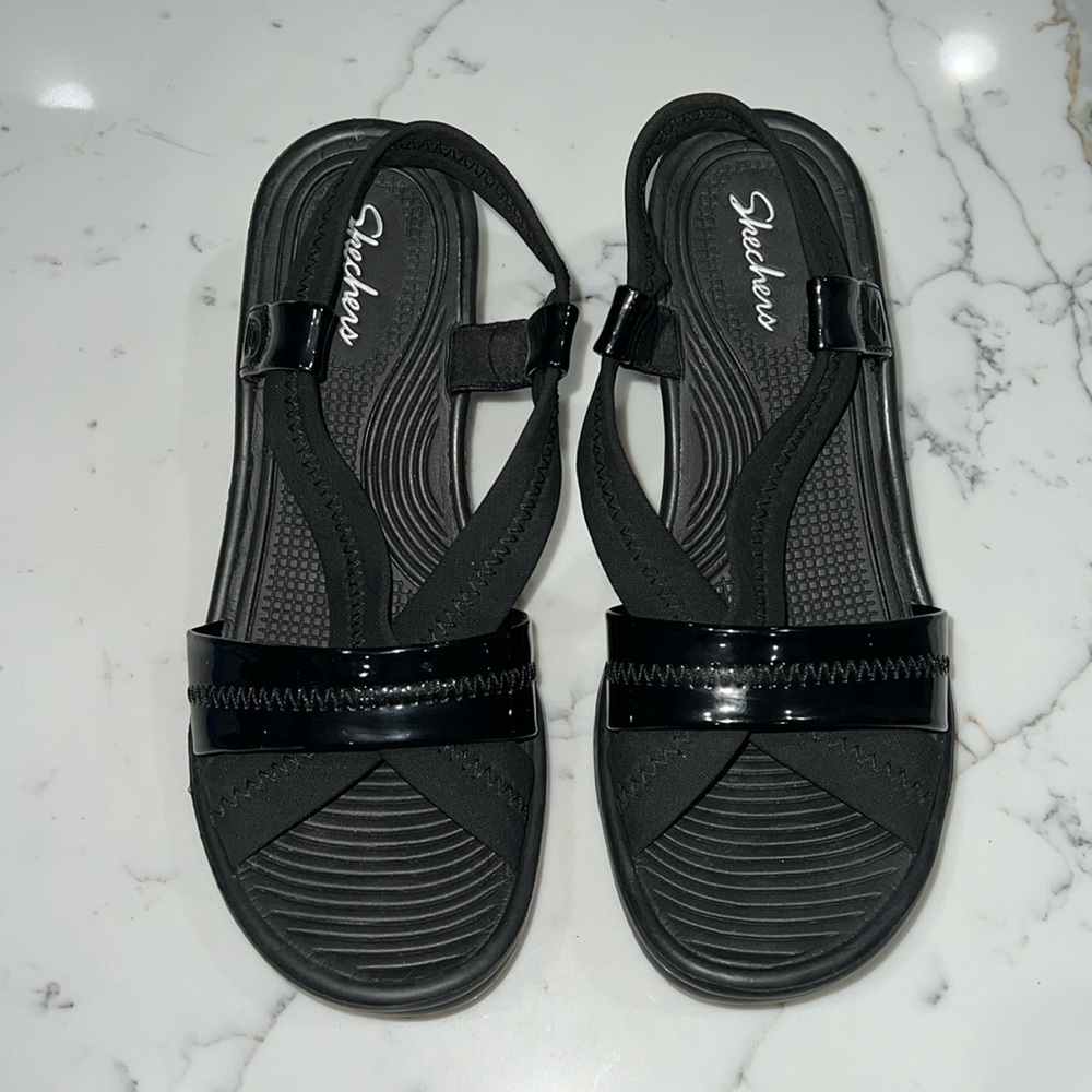 Skechers sling back wedged rubber comfy sandals